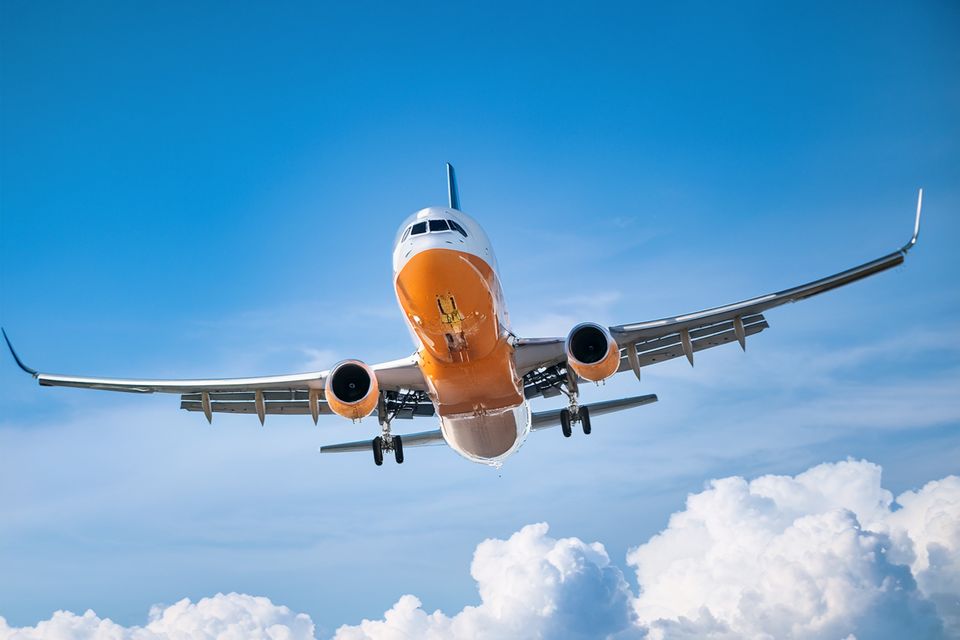 How do you check EasyJet Airlines Flight Status?