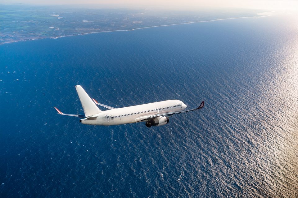 flights-flying-between-the-usa-and-amsterdam