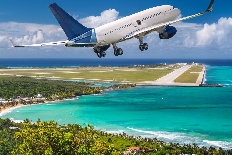 jetblue-flights-to-rafael-hernadez-airport