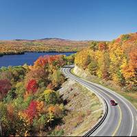 Go on a Road trip in the USA to see the best Fall Foliage